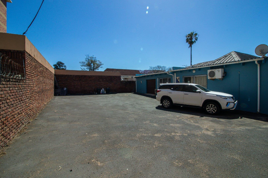 Commercial Property for Sale in Southernwood Eastern Cape